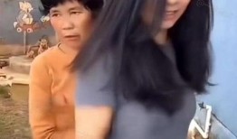 白色的妈妈3在线观看,温情再现，家庭情感深度演绎